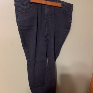 black pull on stretch jeans